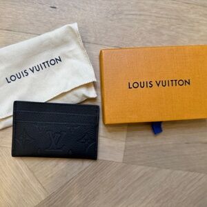 Louis Vuitton Calfskin Monogram Shadow Double Card Holder Black   LIKE NEW MINT